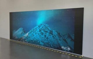 LED vs LCD video wall,LED vs projector for conference room,meeting room display technology comparison,boardroom display buying guide,video wall vs projector,fine pitch LED for meeting room,conference room display technology,LCD vs LED display for business,meeting room video wall cost,laser projector vs LED wall